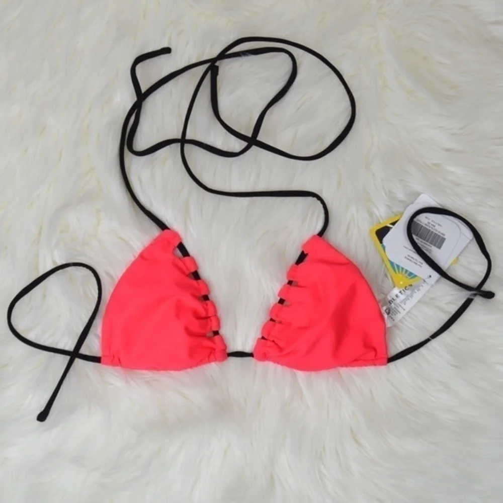 NWT Fabletics Alani Triangle Bikini Top‎ | XSmall